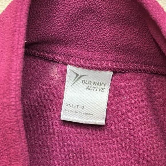 Old Navy XXL Active Jacket. Zip up with thumb holes. Soft & cozy. - Picture 6 of 6